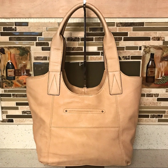 Beautiful B. Makowski Shoulder Bag - Picture 2 of 6